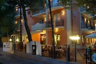 Fra I Pini Ξενοδοχείο