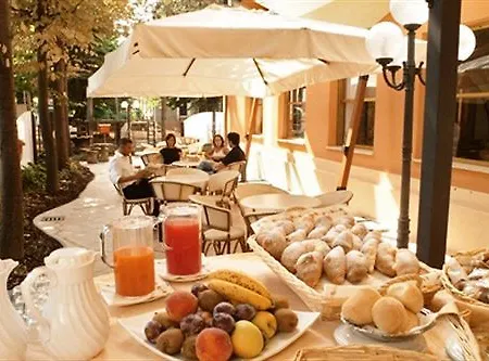 فندق Fra I Pini